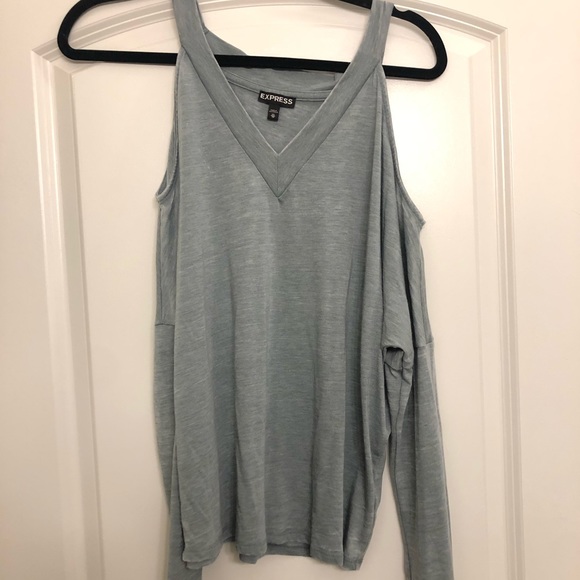 Stylish Express Top - Picture 1 of 3